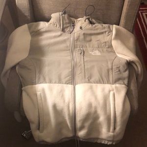 Large White North Face Jacket With Hood.